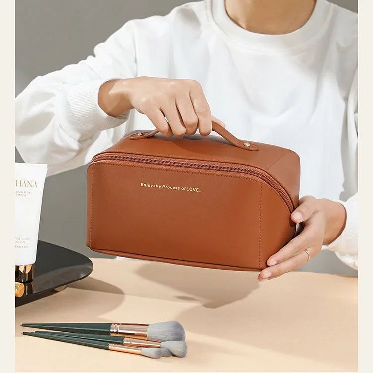 Large Capacity Makeup Organizer Bag – Travel Cosmetic Case